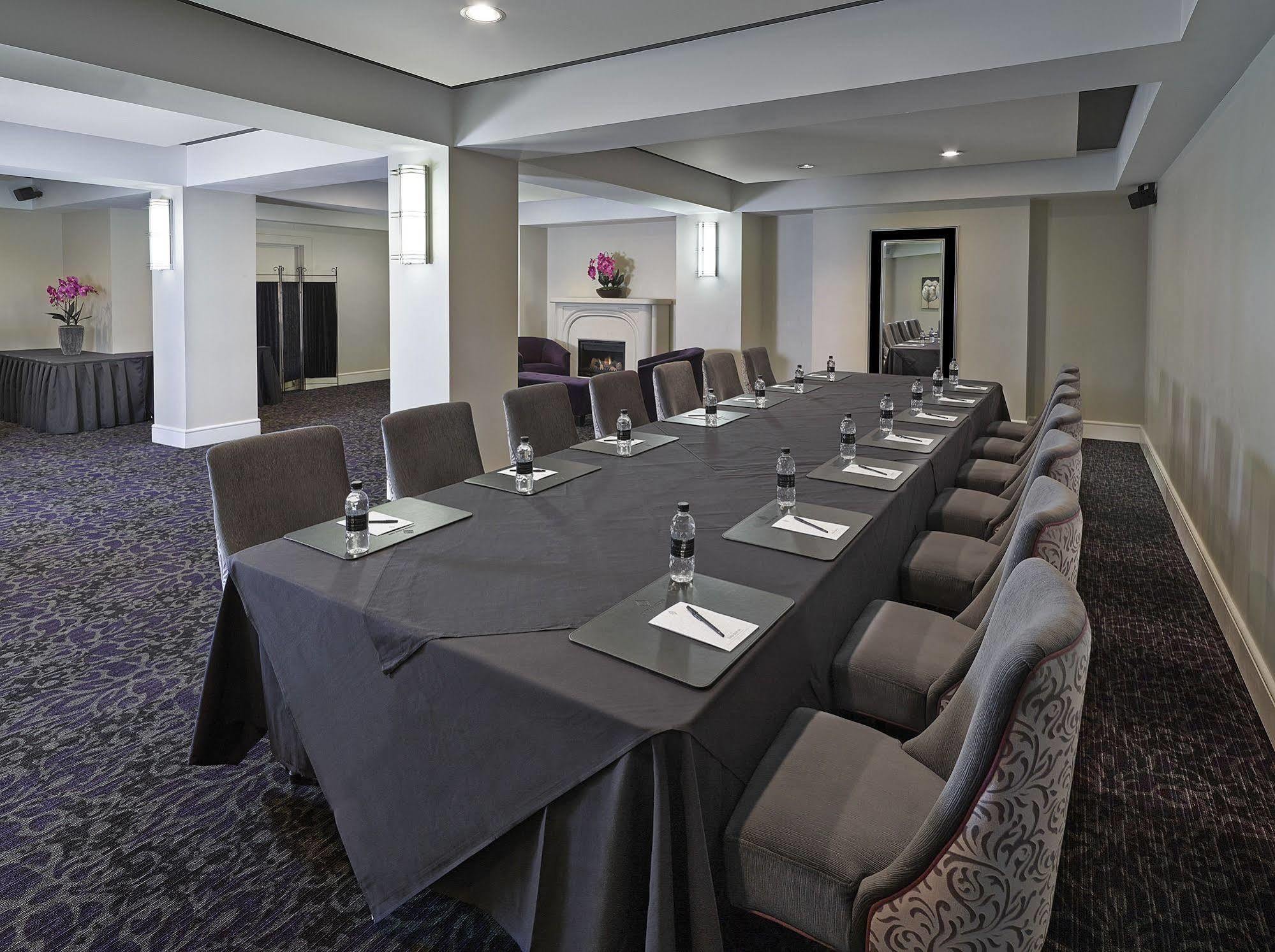 Union Bank Inn Едмънтън Екстериор снимка